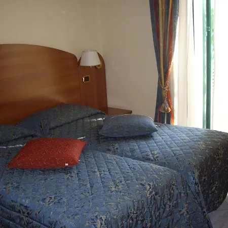 Hotel Ristorante Roma 3*